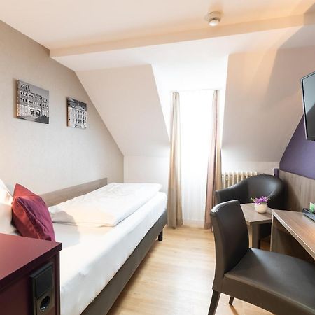 Hotel Porta Nigra Trier Kamer foto