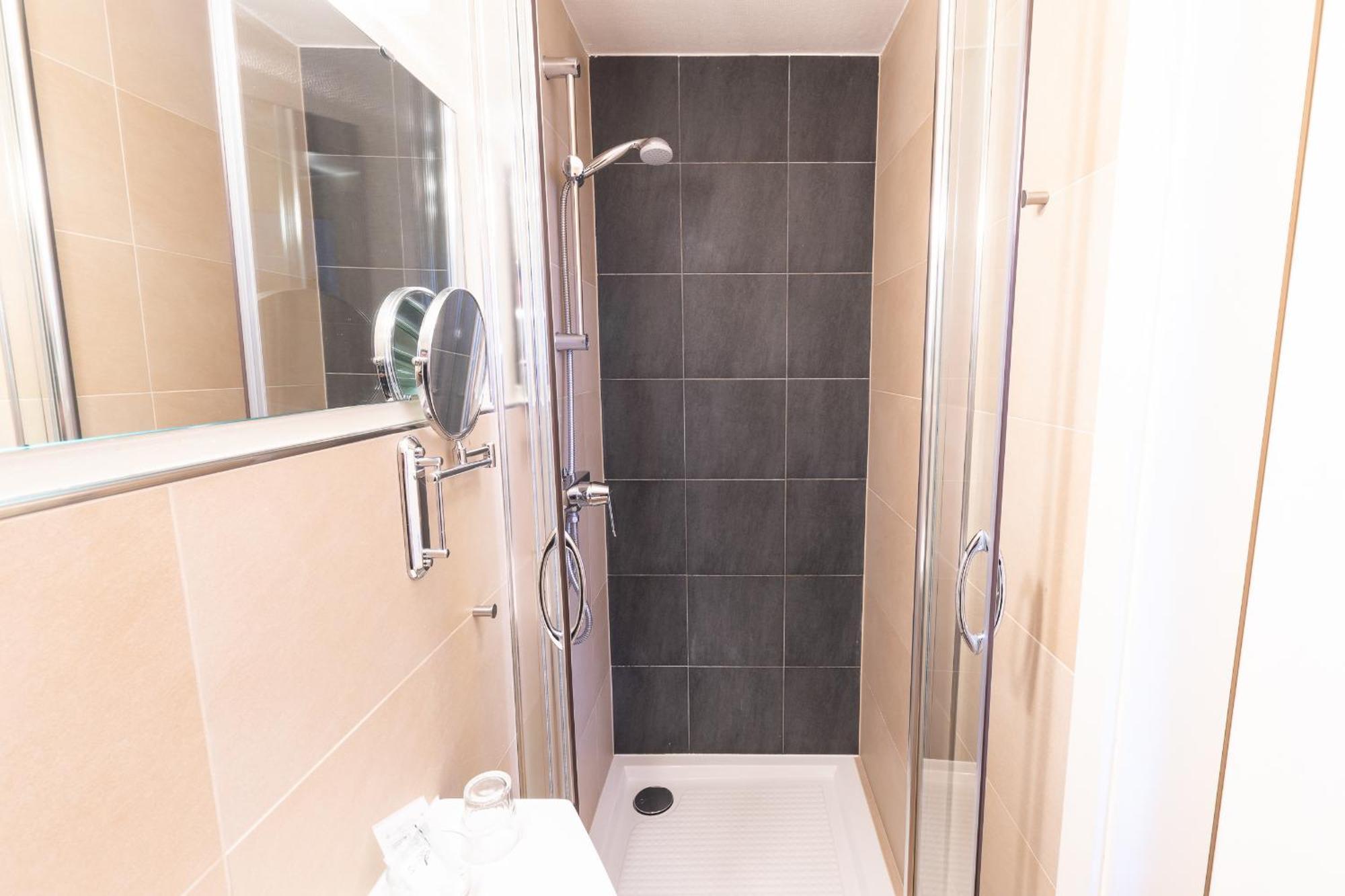 Hotel Porta Nigra Trier Kamer foto